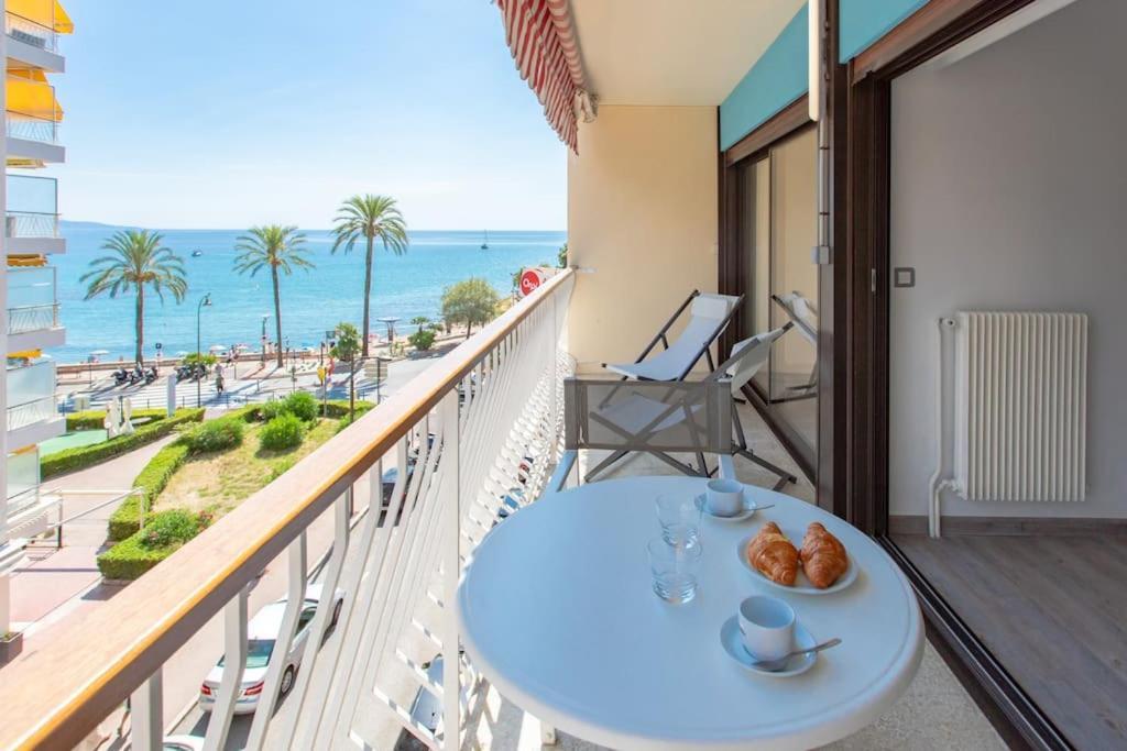 La Perle 2 P Terrasse Vue Mer 1Min Plage Clim 로퀴에브륀캡마르탱 외부 사진